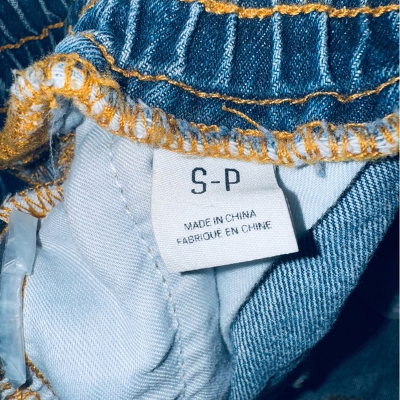 BDG BY URBAN OUTFITTERS PULL ON HIGH WAISTED DENIM BOXER SHORTS SIZE SMALL - Picture 9 of 12